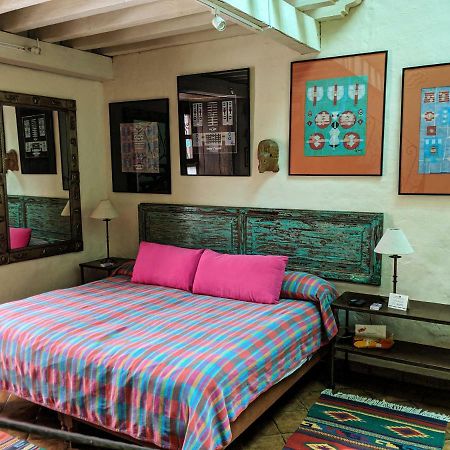 Hotel Casa Encantada Пацкуаро Экстерьер фото