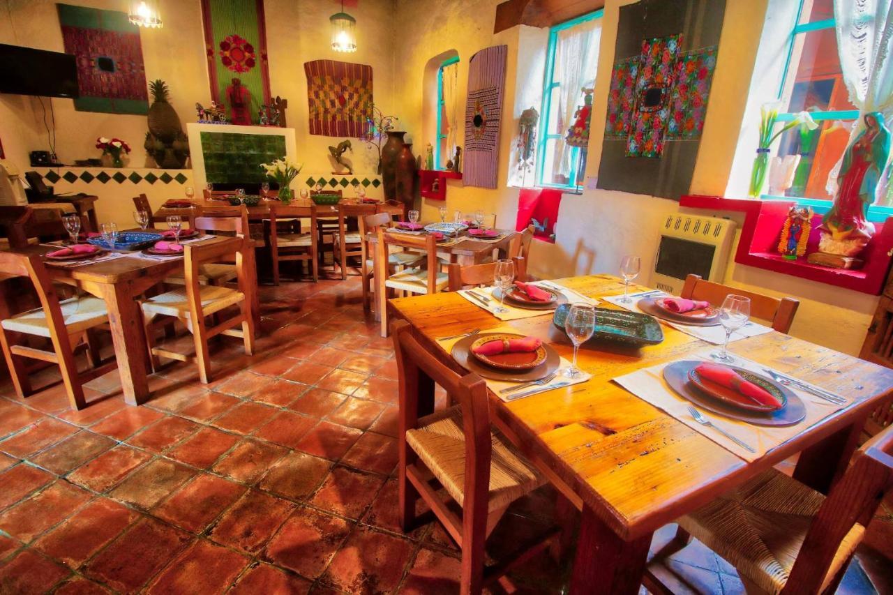 Hotel Casa Encantada Пацкуаро Экстерьер фото