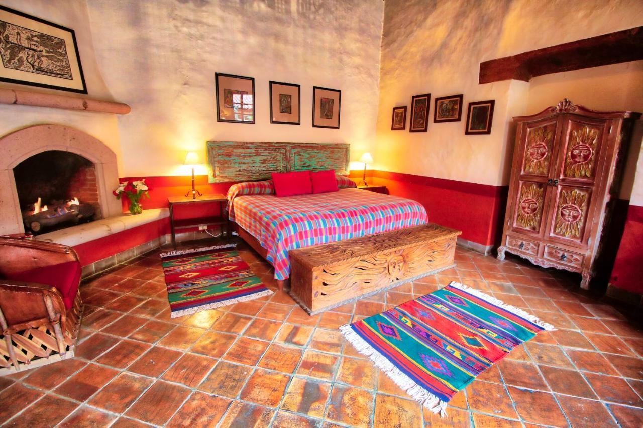 Hotel Casa Encantada Пацкуаро Экстерьер фото