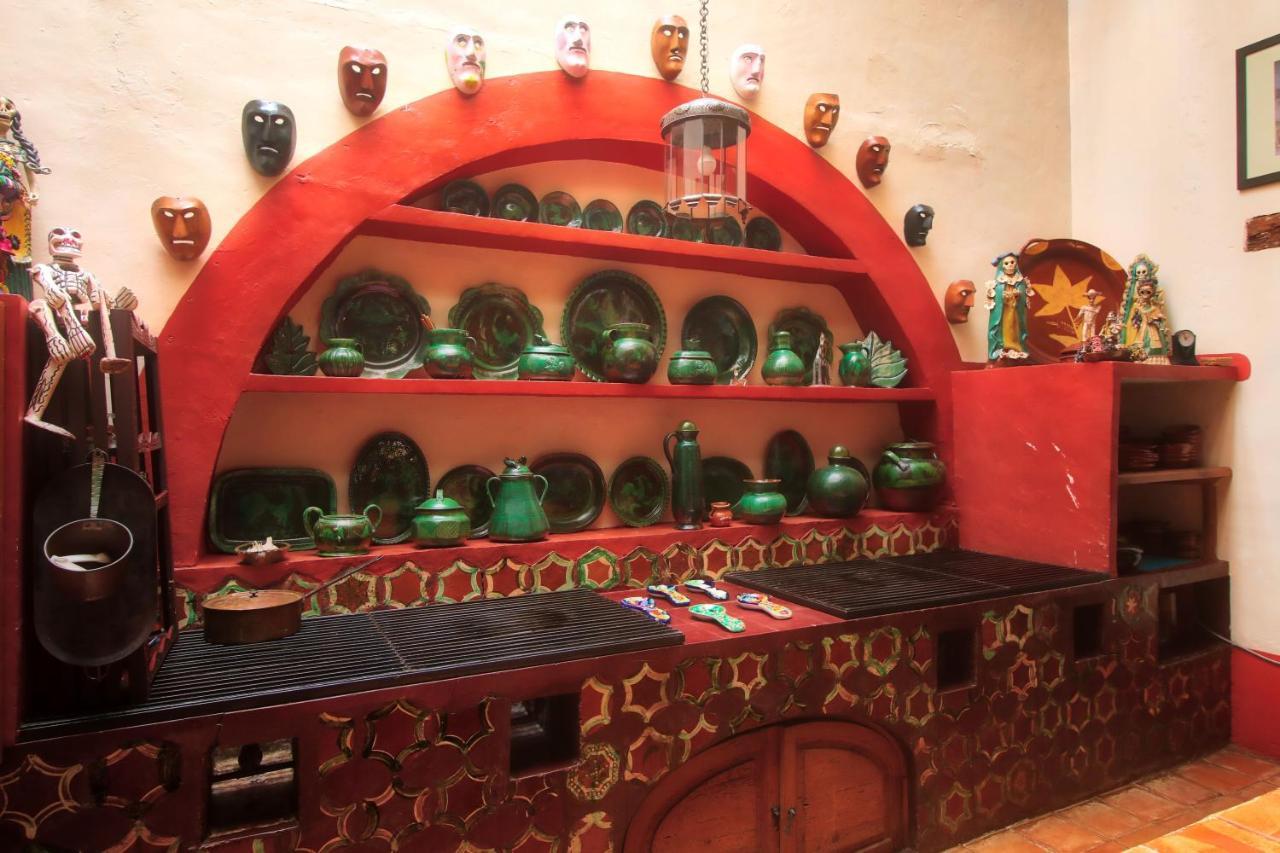 Hotel Casa Encantada Пацкуаро Экстерьер фото