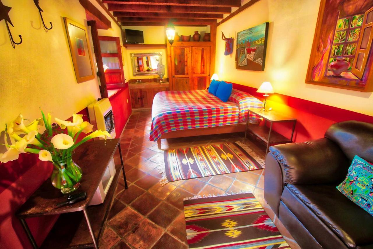 Hotel Casa Encantada Пацкуаро Экстерьер фото