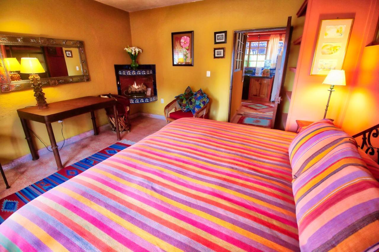 Hotel Casa Encantada Пацкуаро Экстерьер фото